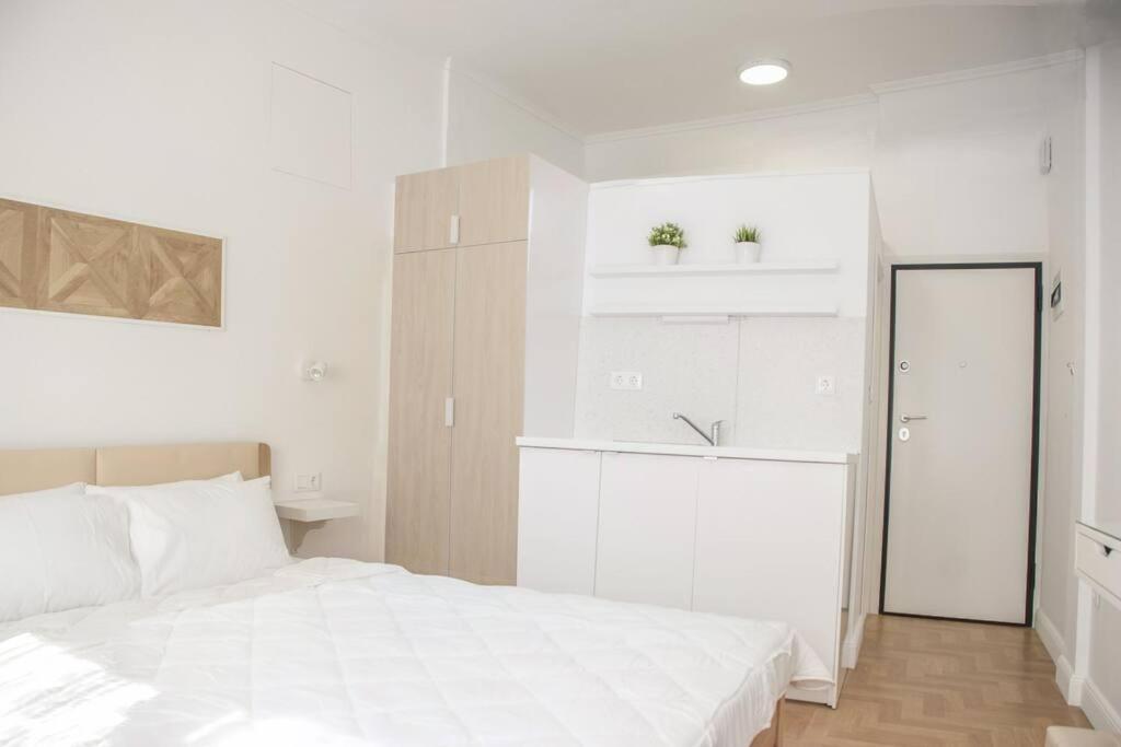 Apartment Eclectic Design #01 In Aristotelous
